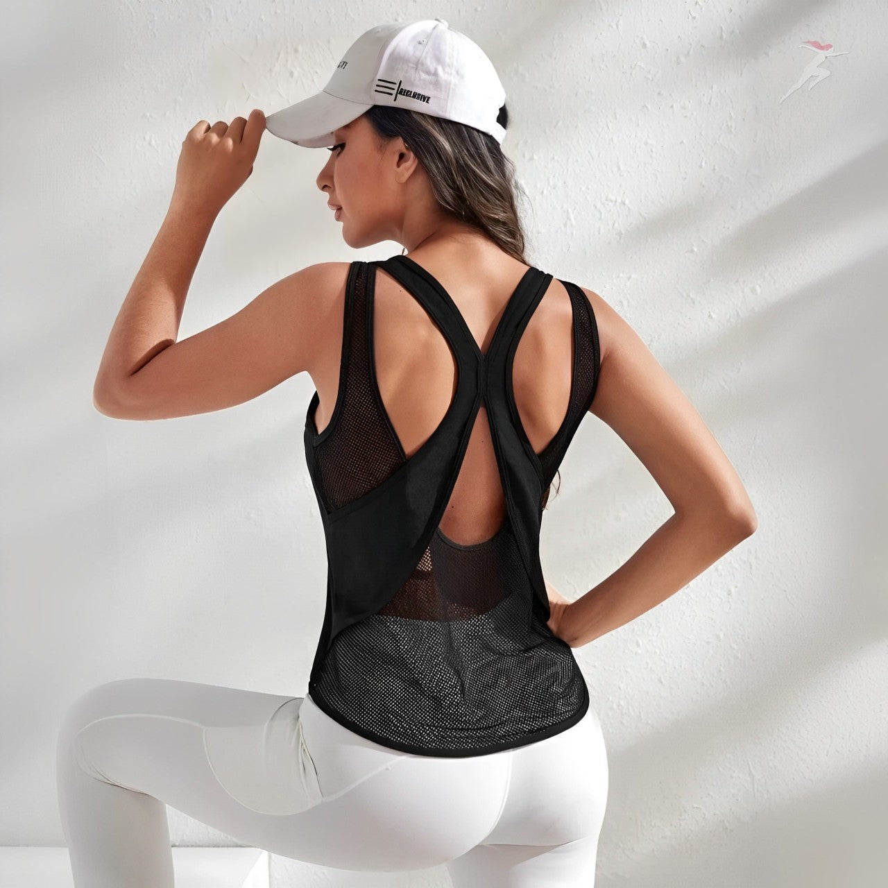 Regata Esportiva Feminina Tie Back, regata fitness, BellaBody, Bella Body, regata esportiva, regata confort, regata de treino, camiseta regata feminina para academia, regata de tecido confortável, regata costas nuas, regata em promoção. bellabody.com.br