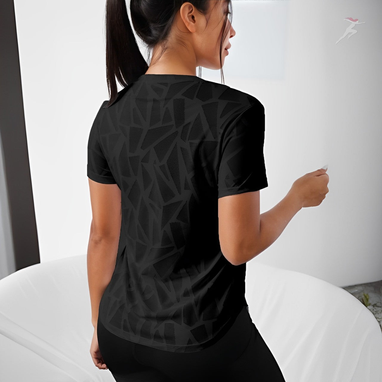 Bella Body, Kit 3 Camisetas Femininas Dry Fit Geometrics, camiseta dry fit, camiseta esportiva, camiseta de corrida, camiseta de treino, camiseta, camiseta confortável, camiseta de treino, kit de camisetas feminina, kit de roupas esportivas, conjunto de camisetas, kit de camisetas em promoção, bellabody, bellabody.com.br